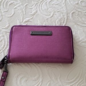 Vince camuto wristlet